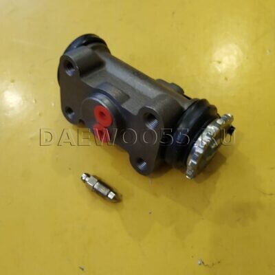 Цилиндр тормозной заднего колеса 58420-45201, 5842045201 Hyundai HD72_HD78