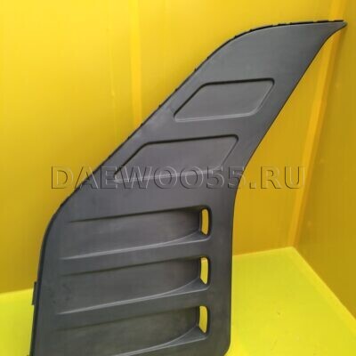 Накладка Daewoo Novus над колесом, левая, добавочная 8х4, 35411-00501, 3541100501